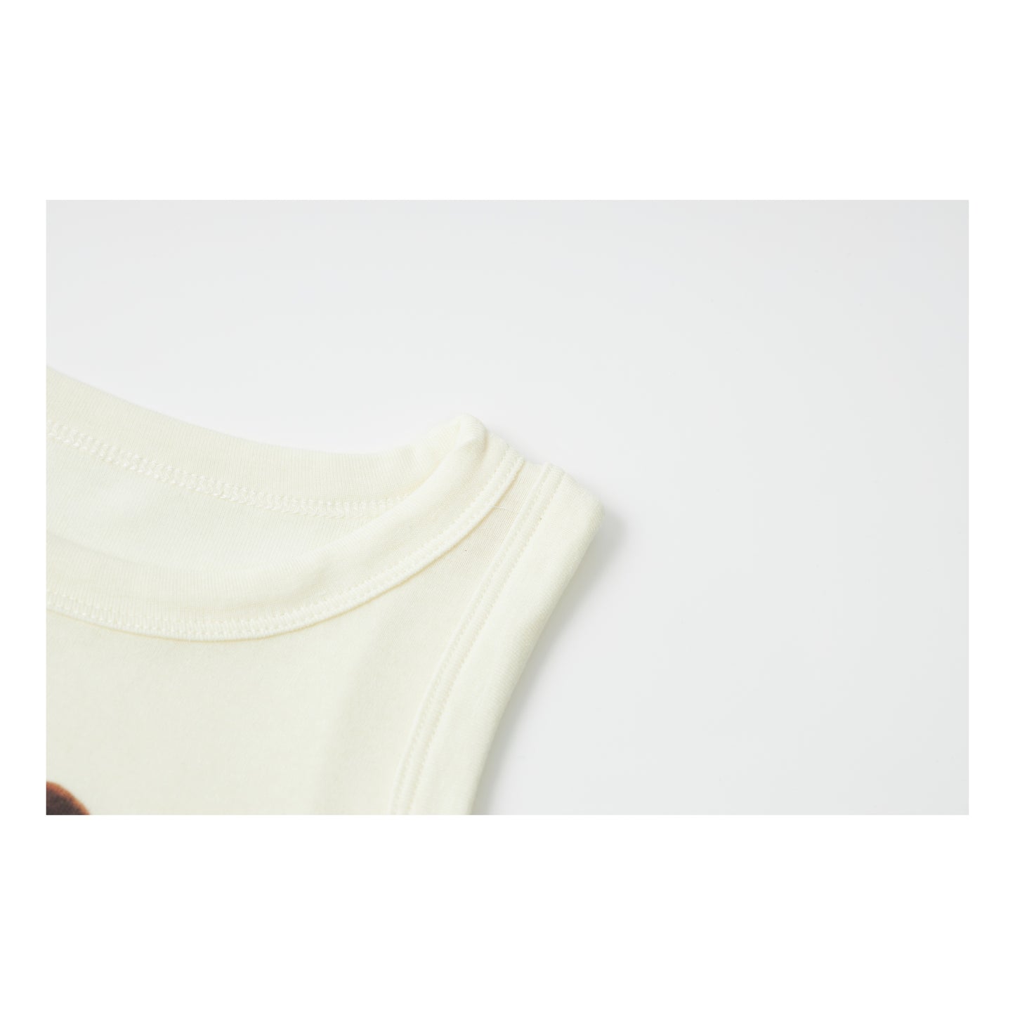 Raypon | Arctic Pals | "Apple Penguin" Slub Cotton Graphic Tee