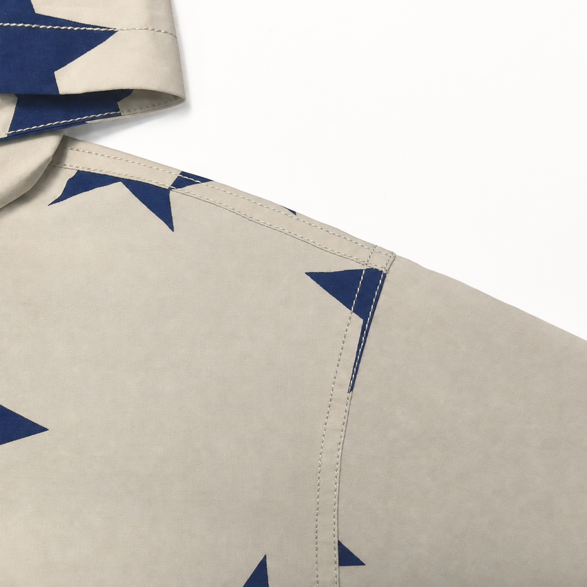Raypon | Star Trail | All-Over Star Hooded Jacket – detail view 3